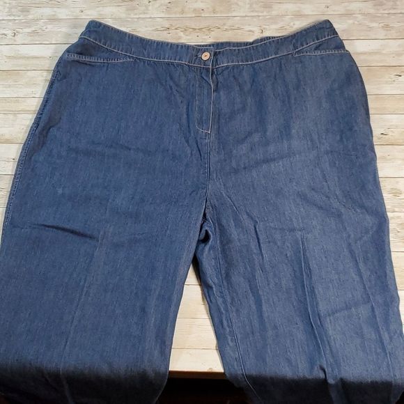 City Blues Koret Denim Jeans Pants Womens Size 18P Elastic Waist Straight Leg - Picture 3 of 9